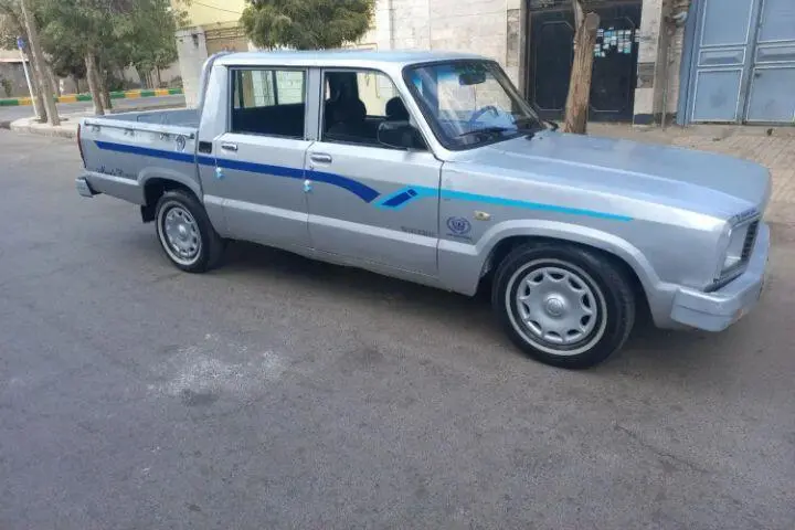 مزدا،  وانت دوکابين