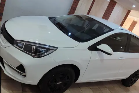 ام وی ام، آریزو 5ev