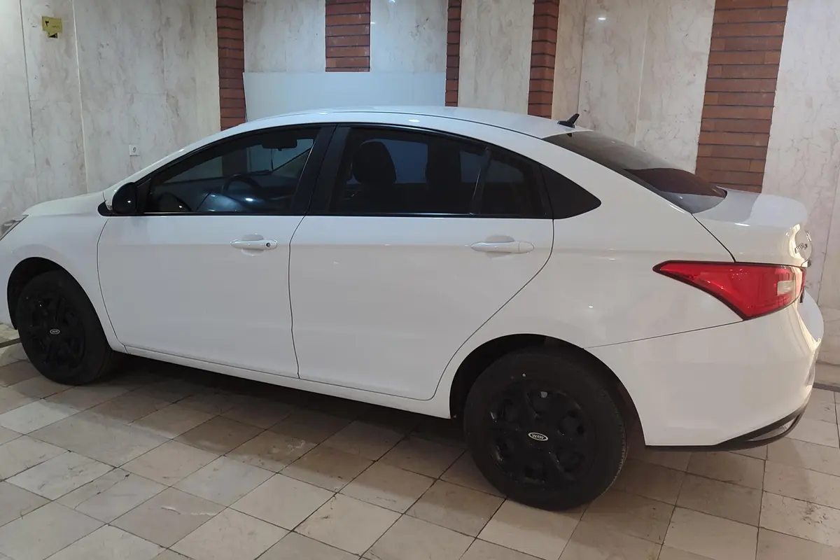 ام وی ام،  آریزو 5ev