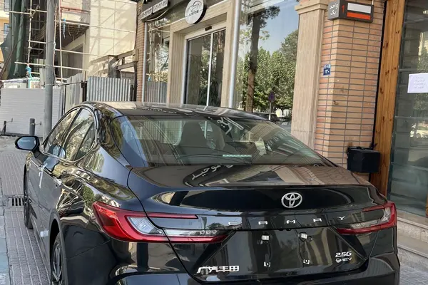 تویوتا، کمری هیبرید