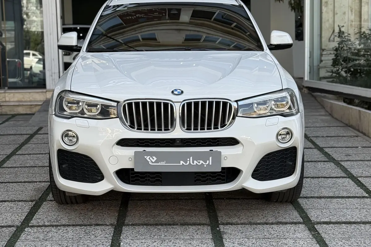 ب ام و،  X4