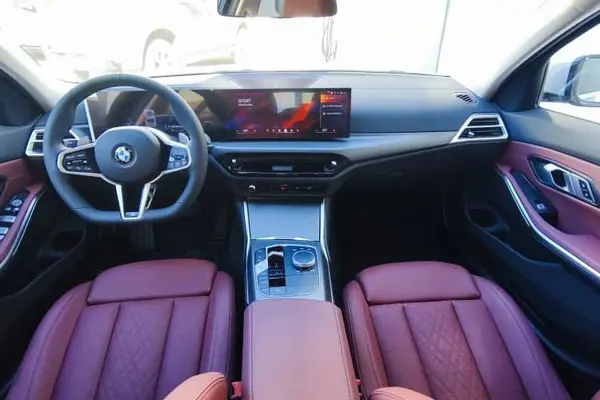 ب ام و، سری 3 سدان