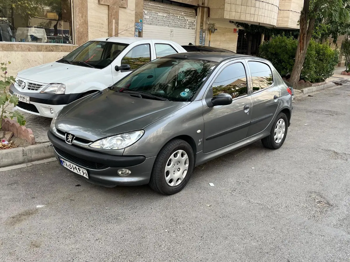 پژو،  206