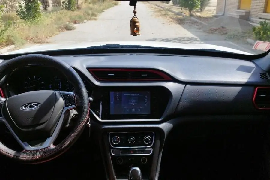 ام وی ام،  X33 S