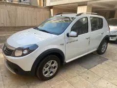 رنو، ساندرو استپ وی