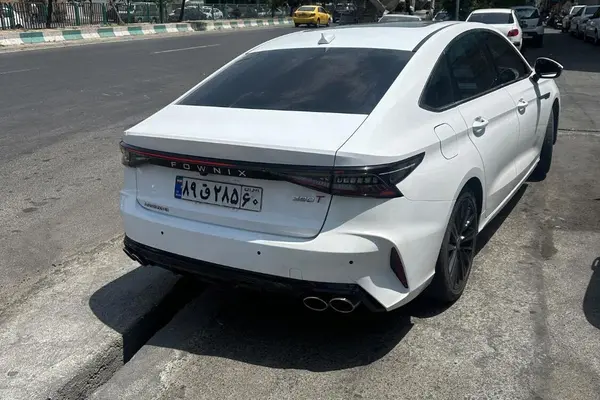 فونیکس  آریزو 8 (Z8)