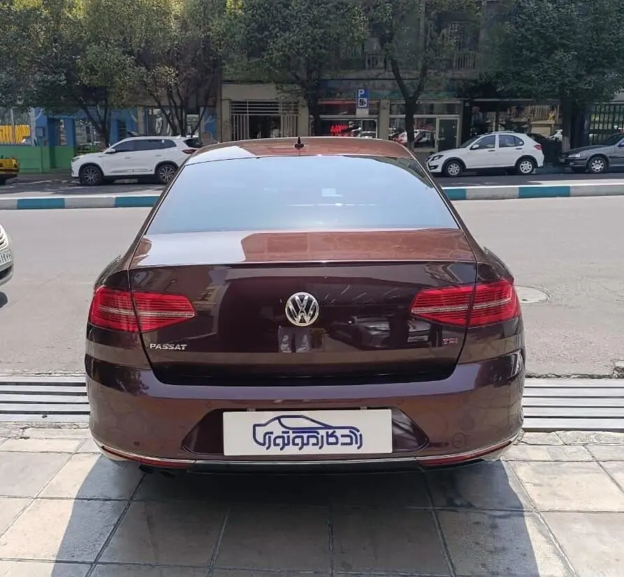 فولکس،  پاسات