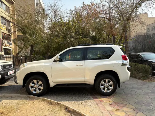 تویوتا، پرادو دو در