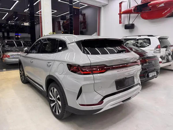 بی وای دی، سانگ پلاس DMi