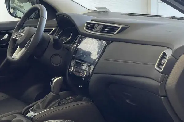 نیسان، قشقایی