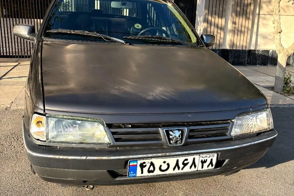 پژو،  405