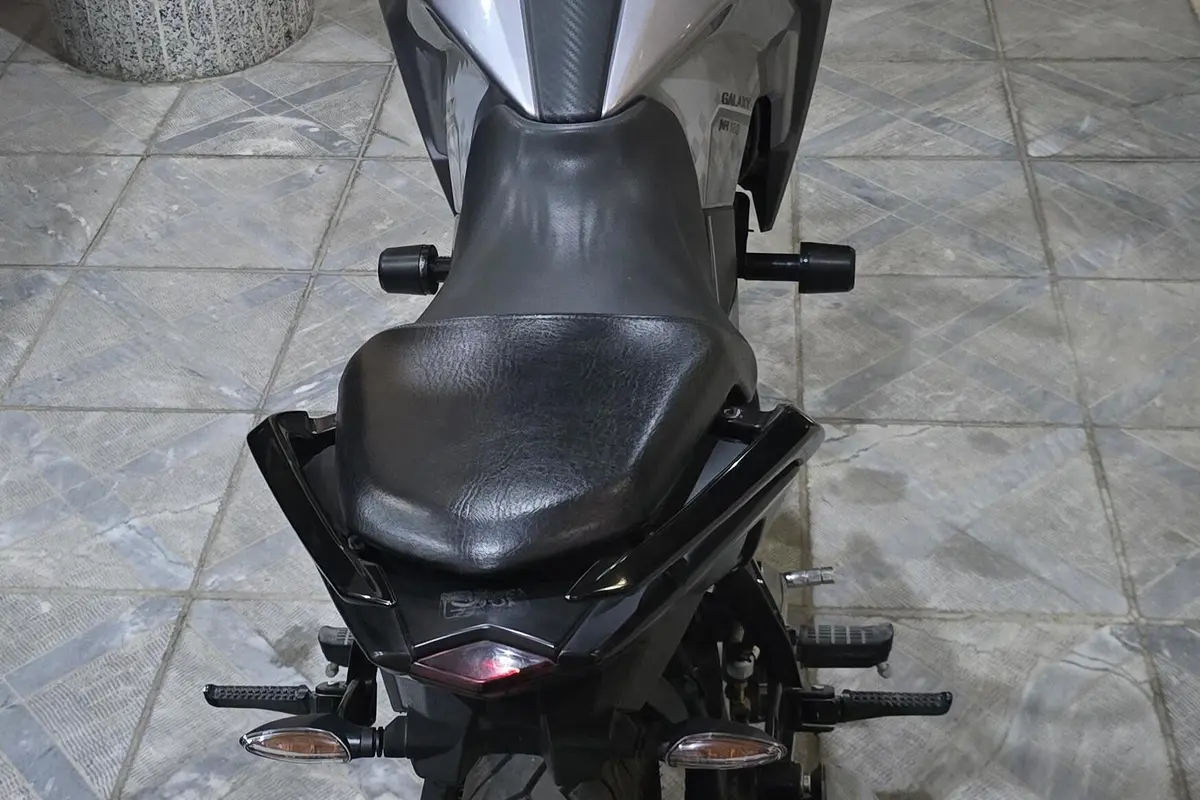 اس وای ام،  گلکسی NA 180