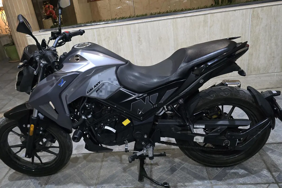 اس وای ام،  گلکسی NA 180