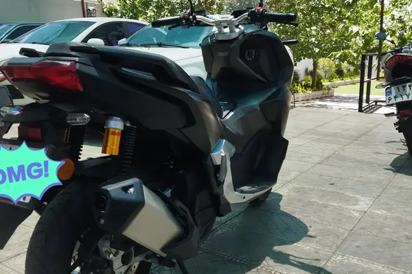همراه سیکلت  ADV 150