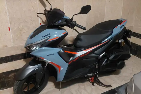جهان همتا، همرو NV150