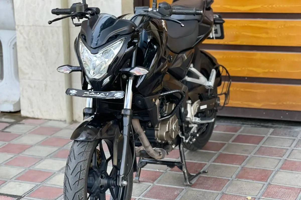 باجاج،  پالس 250NS