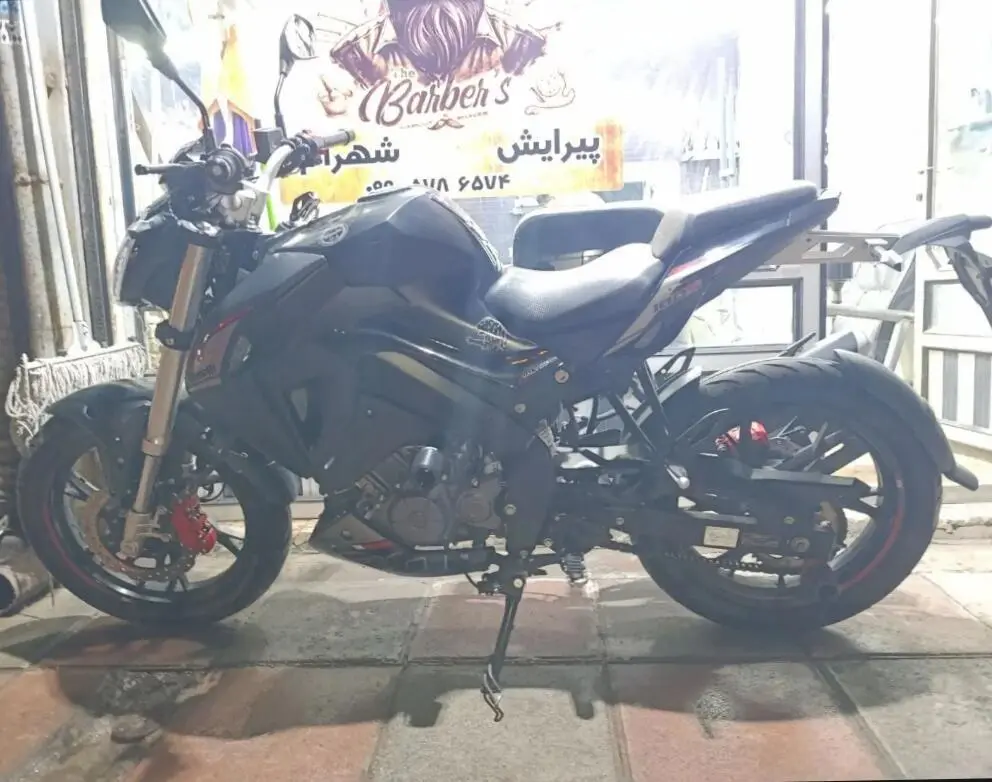 بنلی  TNT 180S