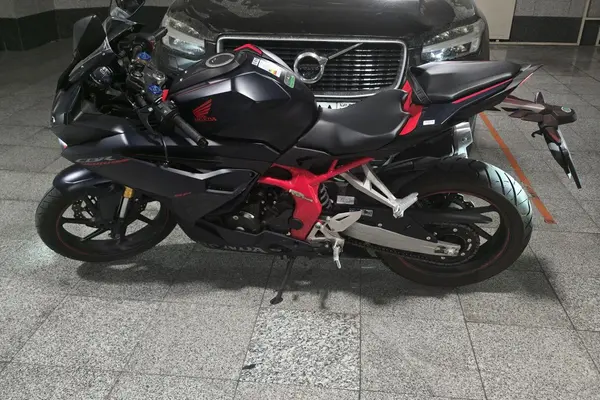 هوندا  CBR 250