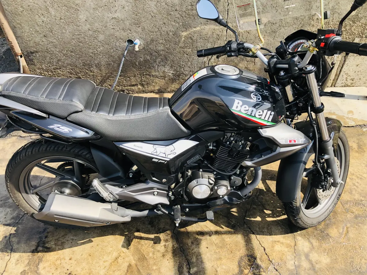 بنلی،  TNT 15 EFI