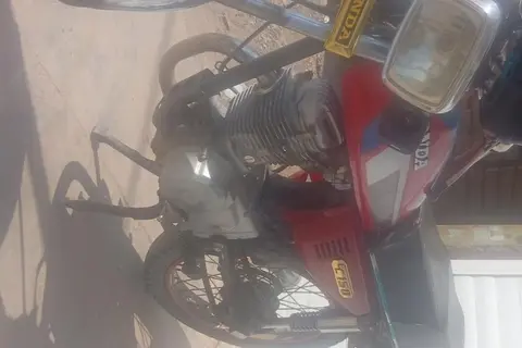 هوندا، CG 125