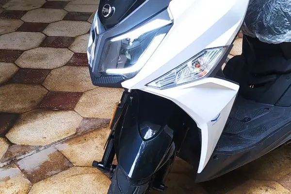 اس وای ام  گلکسی J 200