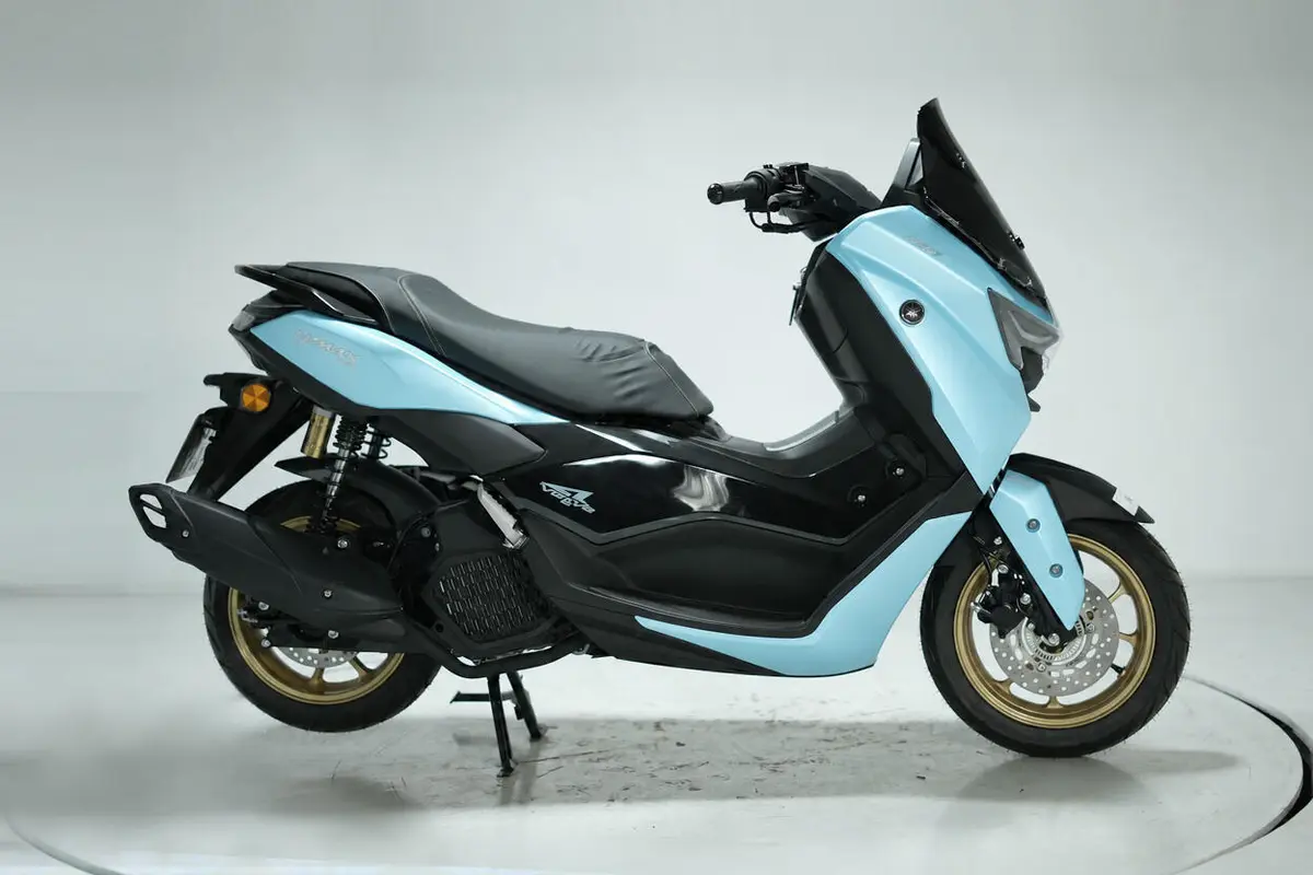 کبیر موتور،  لومکس MX200
