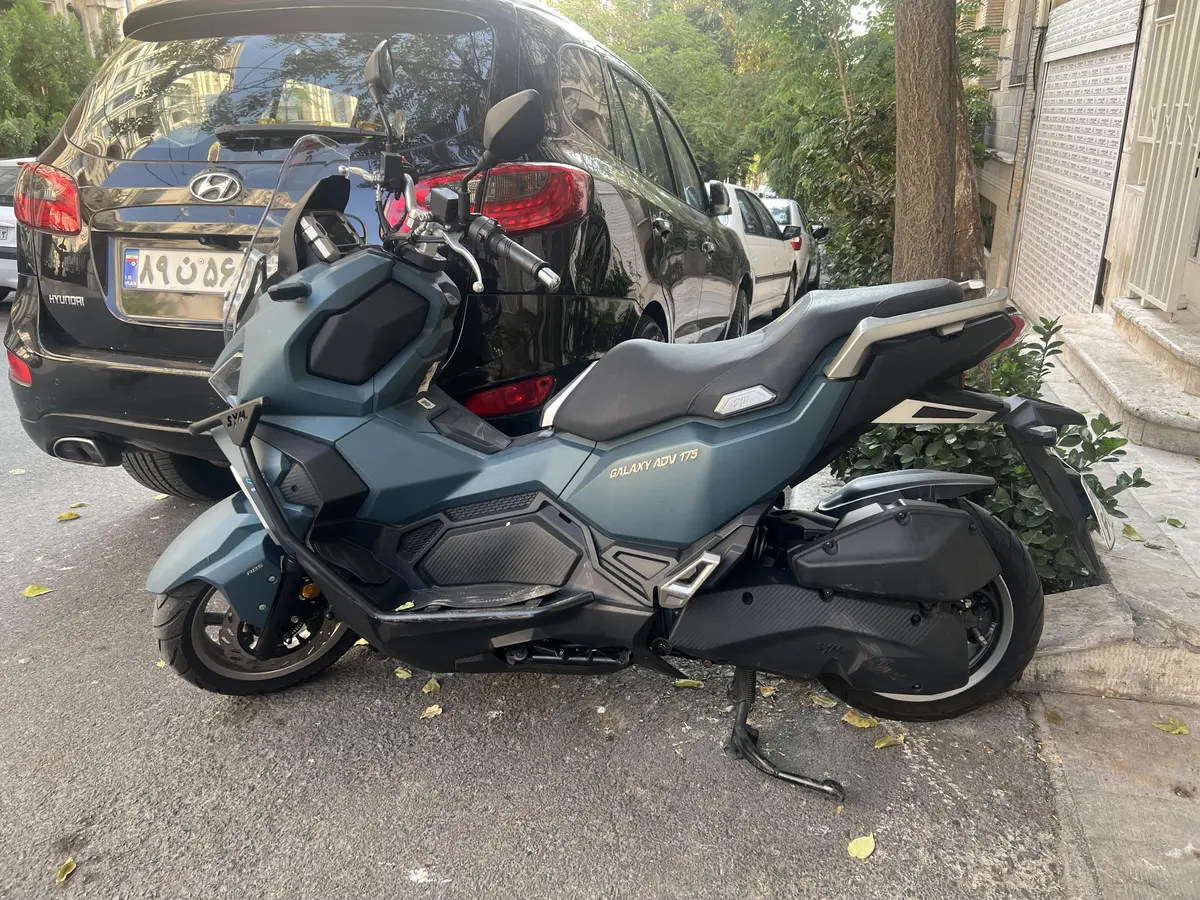 اس وای ام،  ADV 175