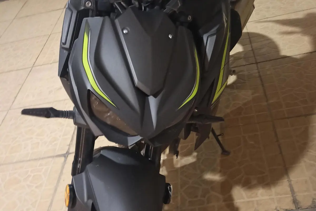 جهان همتا،  بلنتا Z1