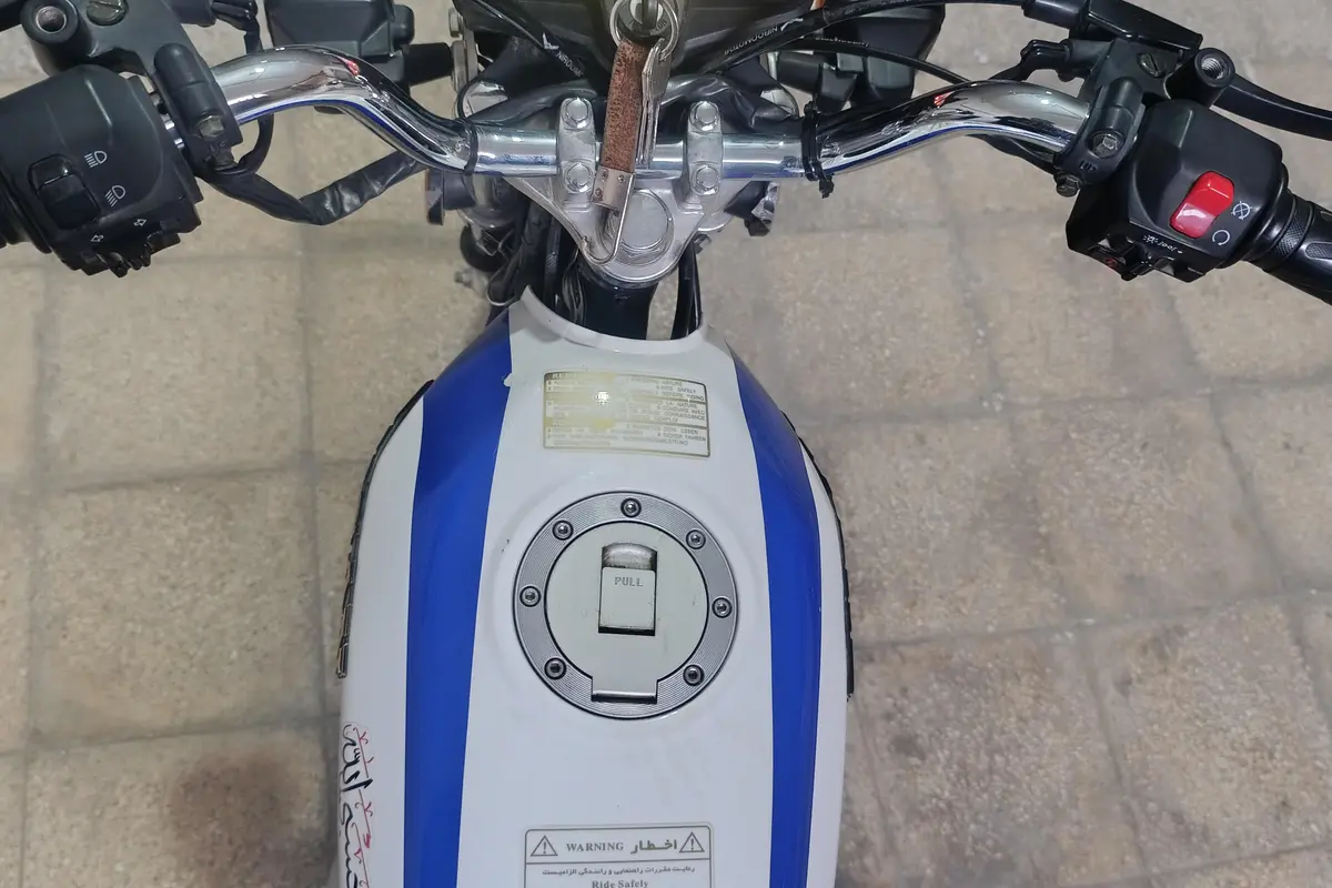 نیرو موتور شیراز،  احسان 125