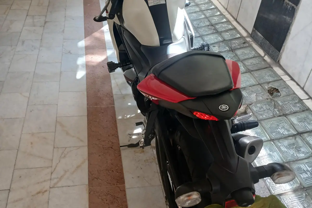 یاماها،  YZF R25