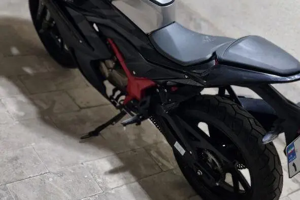 جی پی ایکس، 200R