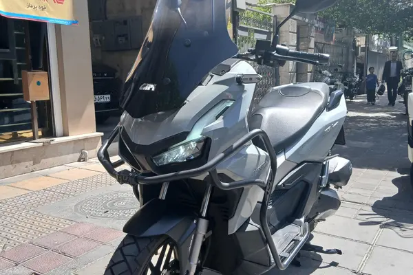 هوندا  ADV 160