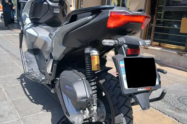 هوندا  ADV 160