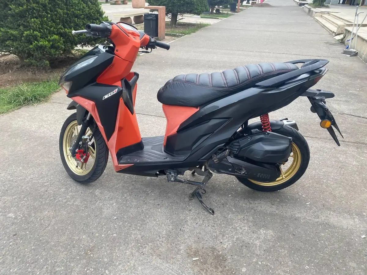 هوندا،  کلیک 150