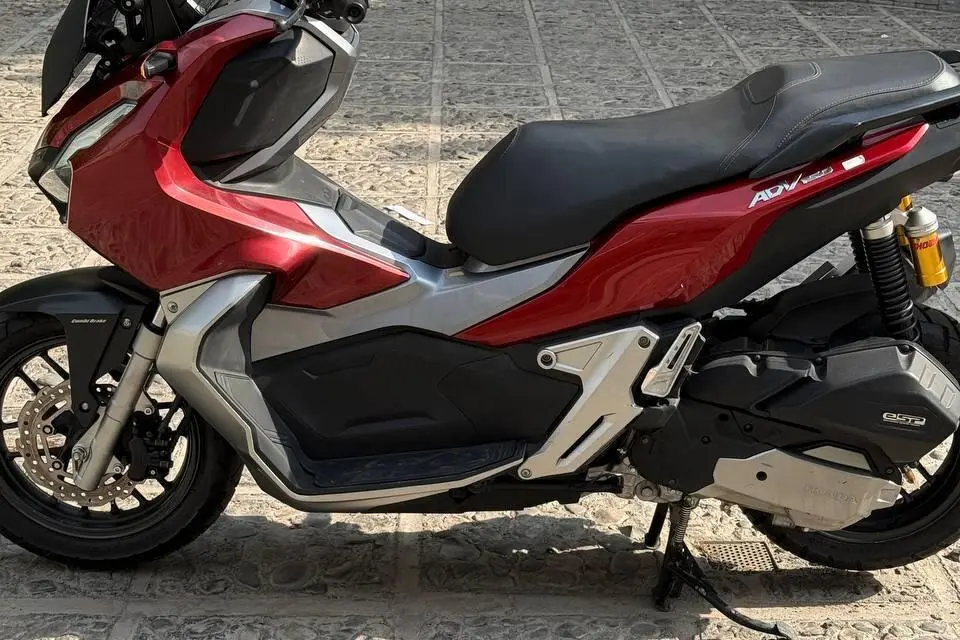 هوندا،  ADV 150