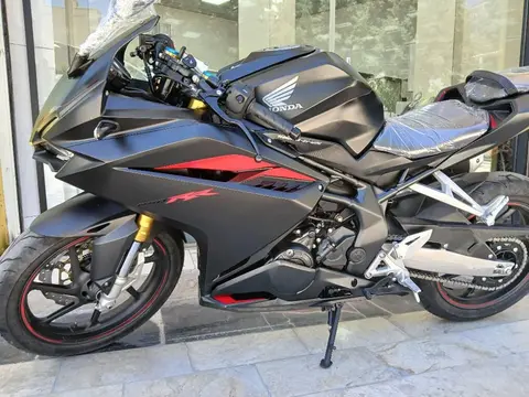 هوندا، CBR 250