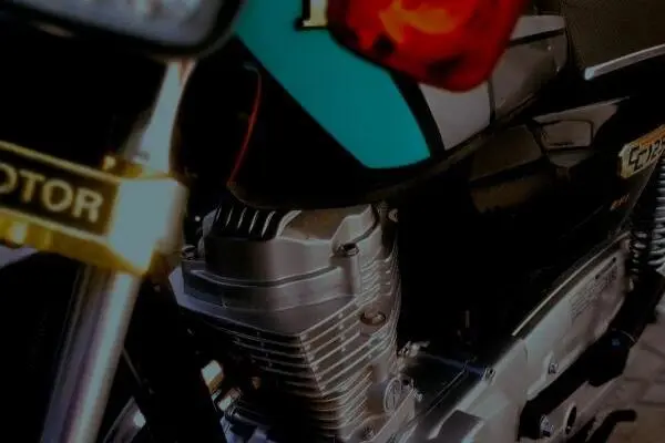 نیرو موتور شیراز، پرواز 125