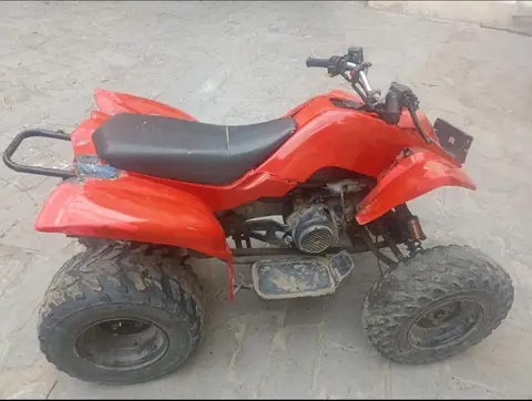 چهار چرخ متفرقه، 200