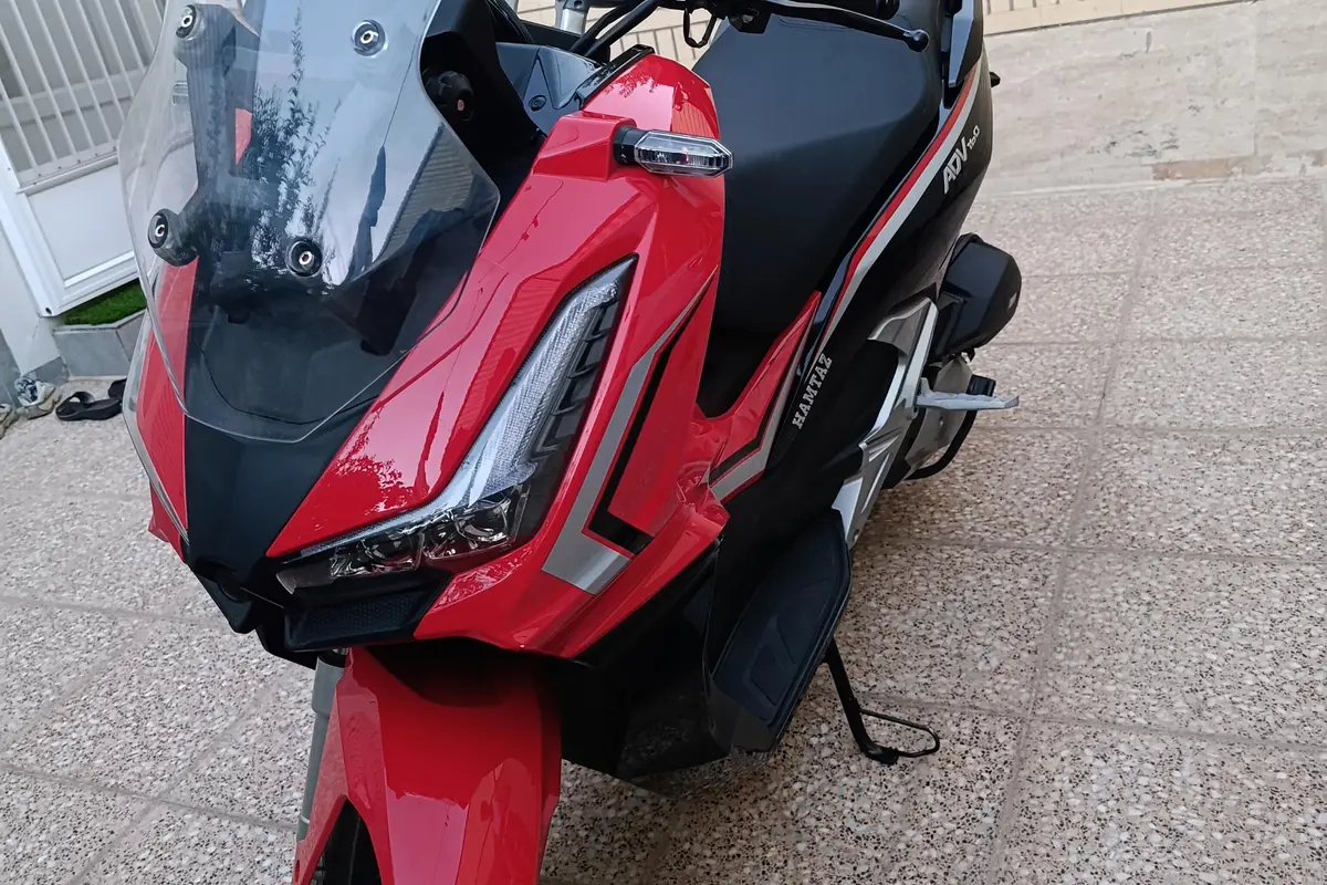 جهان همتا،  همتاز ADV160