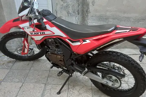 کویر موتور، T4 200