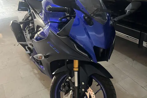 یاماها، YZF R15