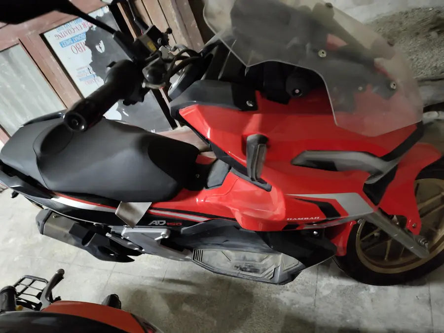 همراه سیکلت، ADV 150