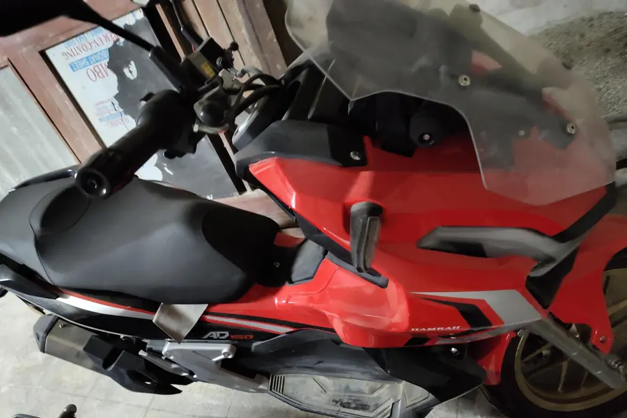 همراه سیکلت، ADV 150