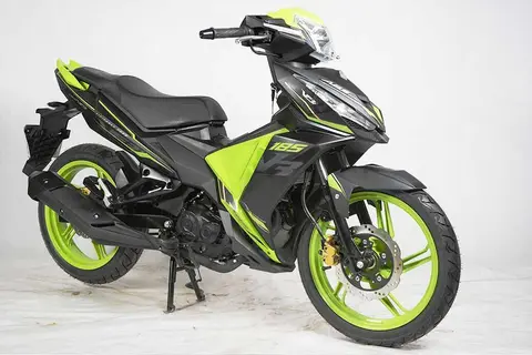 سهند سیکلت، لاکی VF3 185