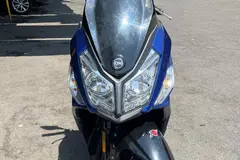 اس وای ام، گلکسی J 200