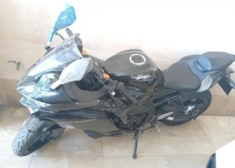 کاوازاکی، نینجا ZX-25R