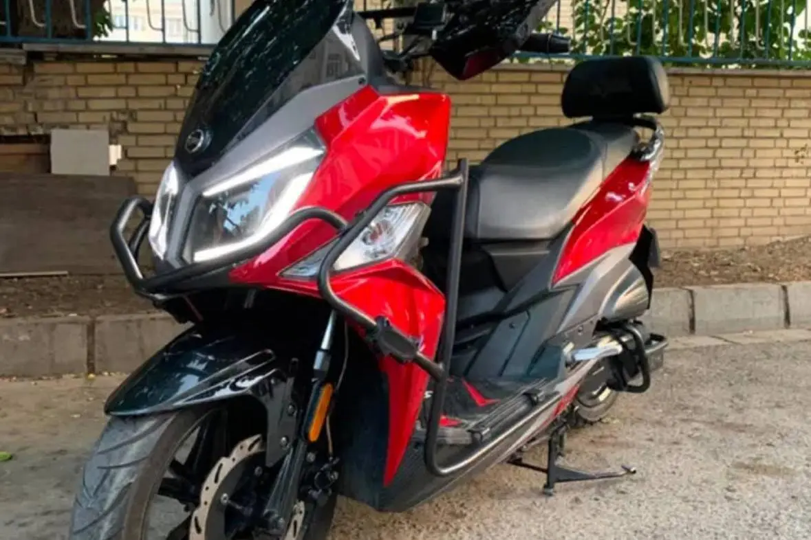 اس وای ام،  گلکسی J 200