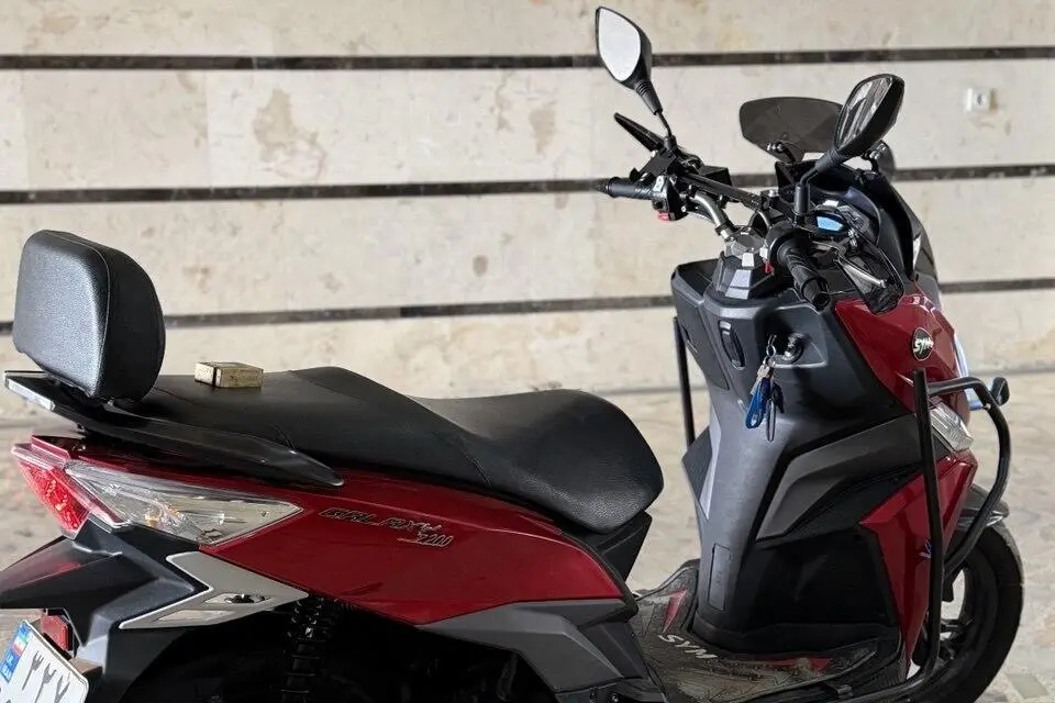 اس وای ام،  گلکسی J 200