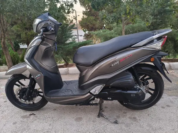 اس وای ام  لاکی 180