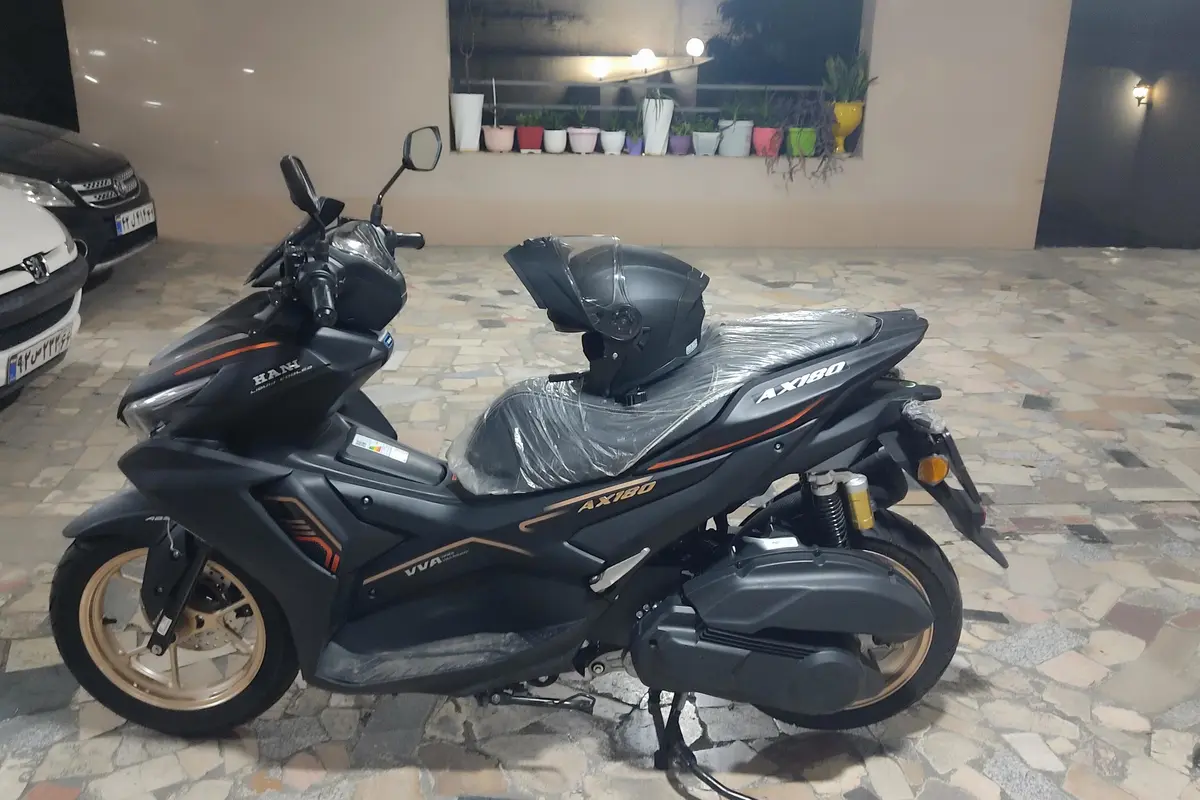 هانی موتور،  AX 180